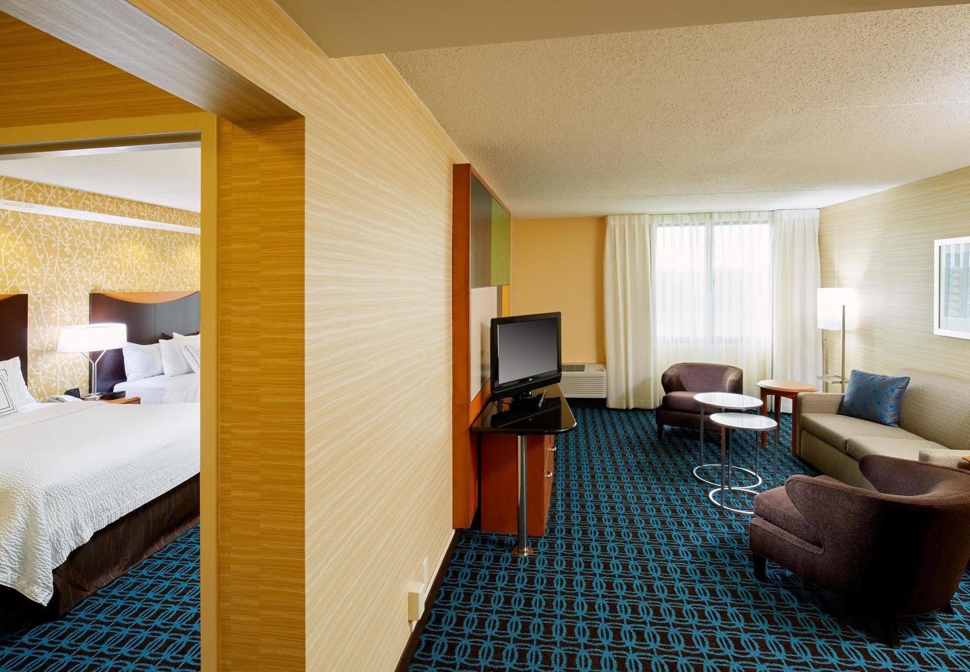 Fairfield Inn & Suites By Marriott Cleveland Beachwood Exterior foto